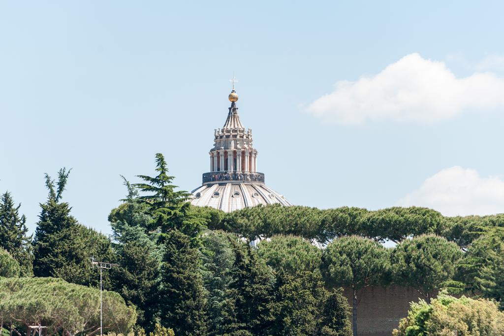 Apartamento La Lanterna Di San Pietro Roma Habitación foto