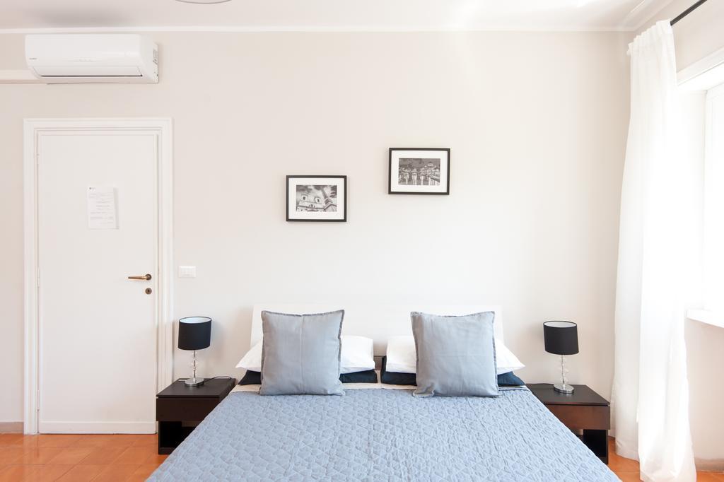 Apartamento La Lanterna Di San Pietro Roma Habitación foto