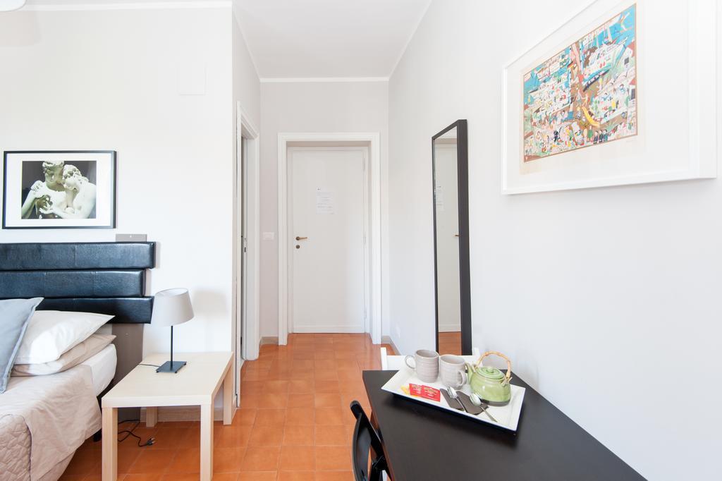 Apartamento La Lanterna Di San Pietro Roma Habitación foto