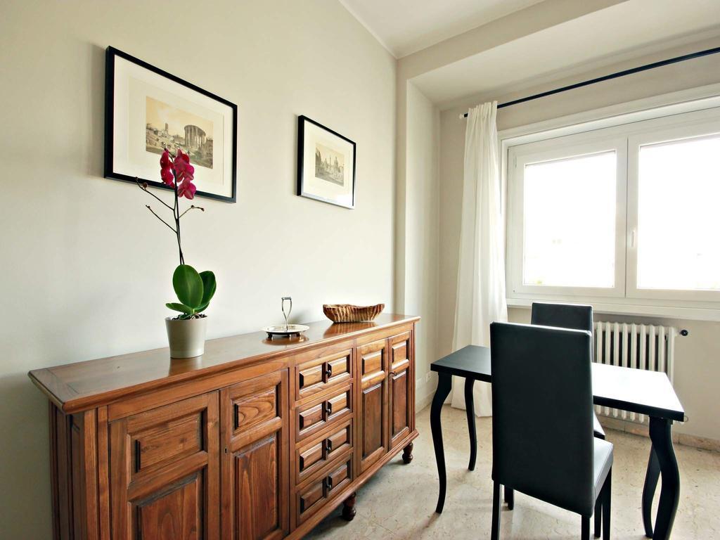Apartamento La Lanterna Di San Pietro Roma Exterior foto