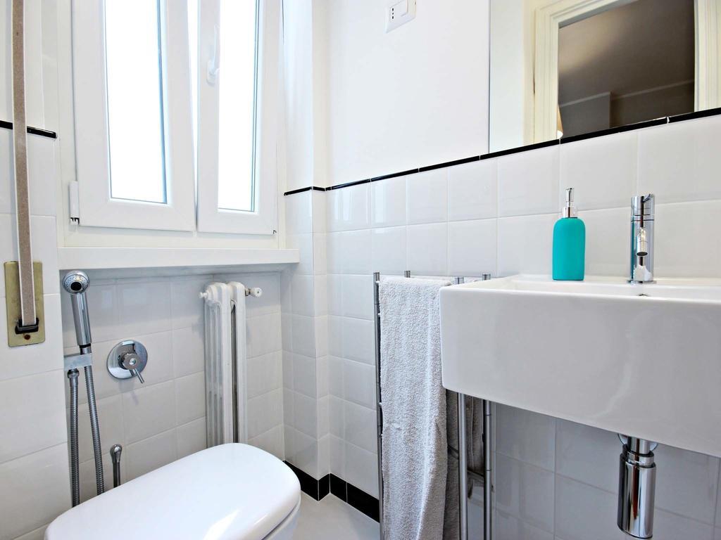 Apartamento La Lanterna Di San Pietro Roma Habitación foto