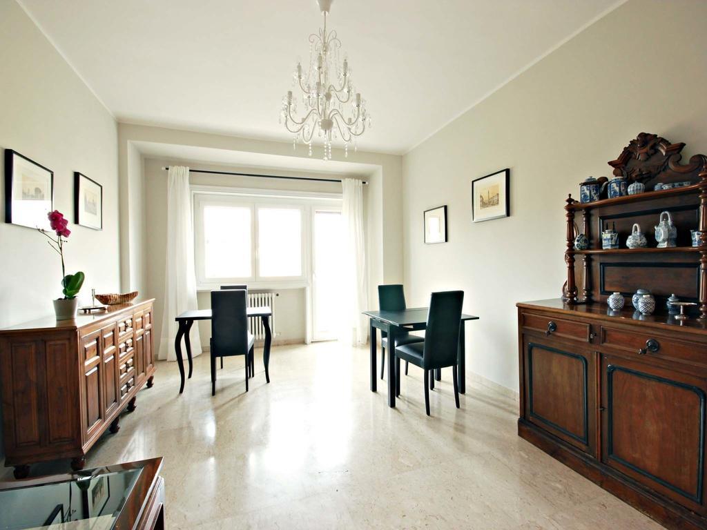 Apartamento La Lanterna Di San Pietro Roma Habitación foto