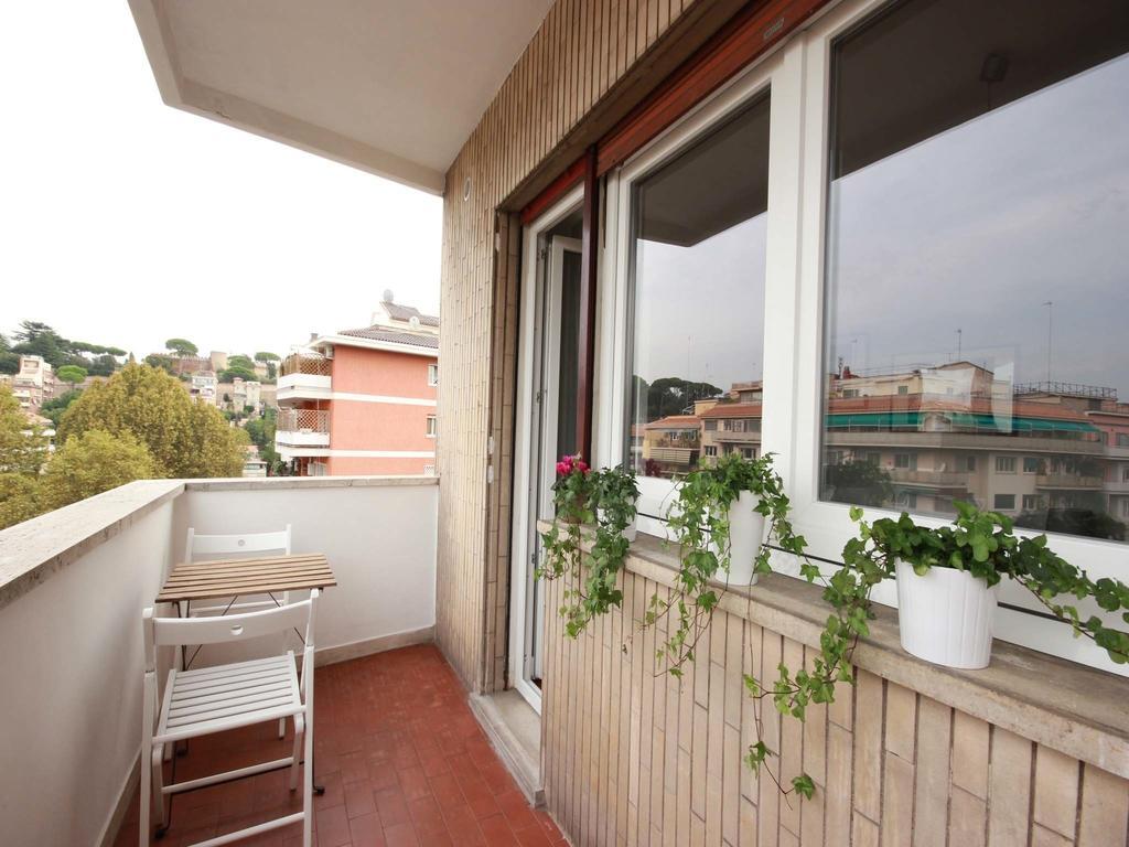 Apartamento La Lanterna Di San Pietro Roma Habitación foto